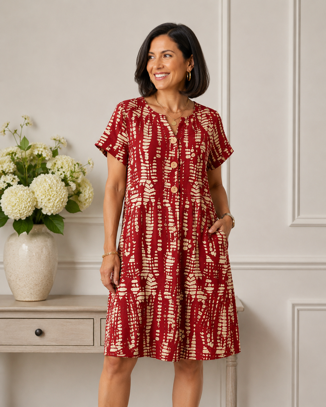 Elowen | Timeless Contrast Midi Dress